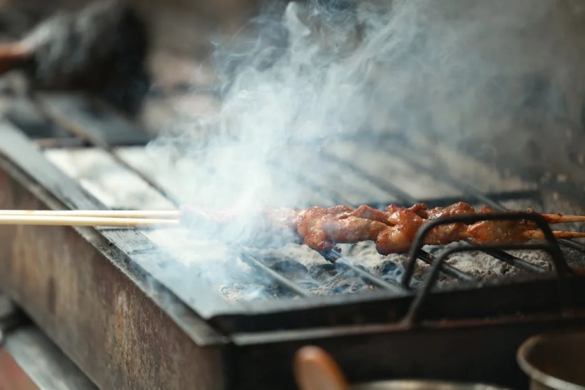 Best Charcoal Grills for Home Cooks: Top Picks Reviewed