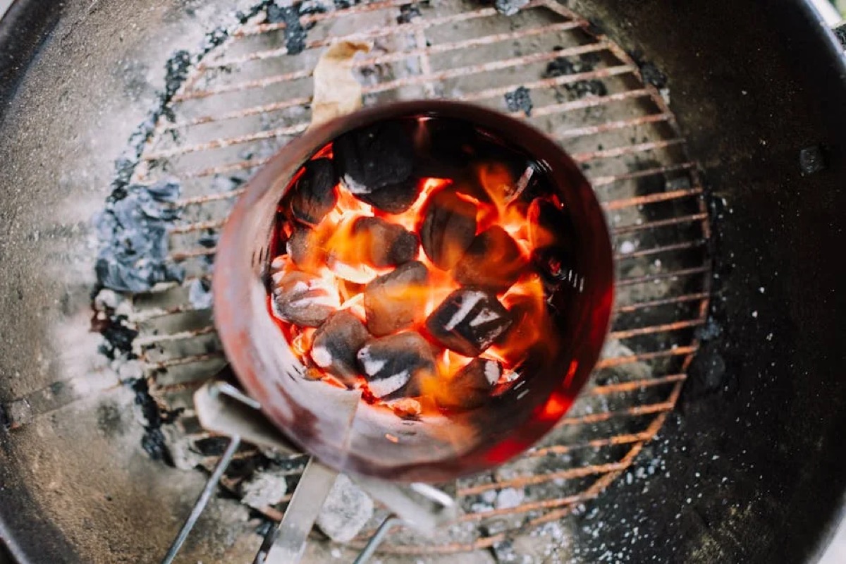 Ceramic Charcoal Grill Buyer's Guide: Top Picks Reviewed