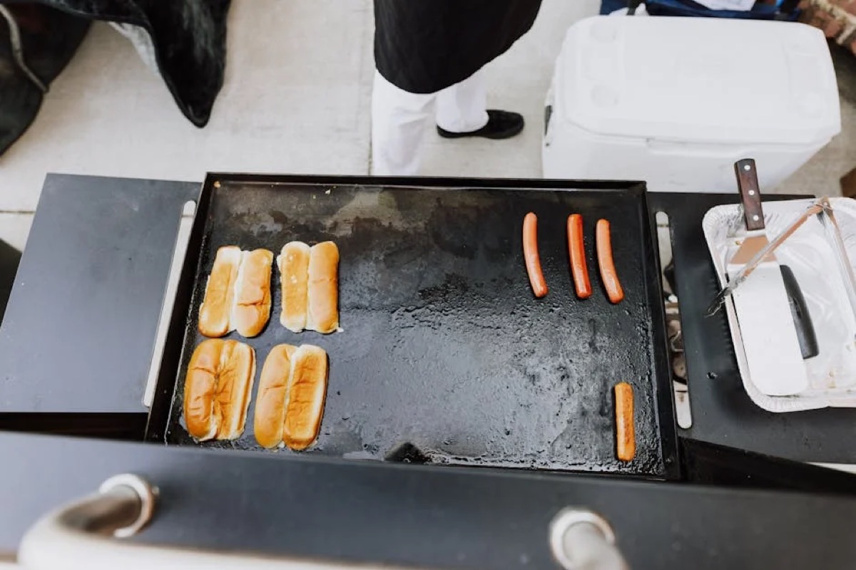 Electric Flat Top Grill Buyer's Guide: Top Picks Reviewed