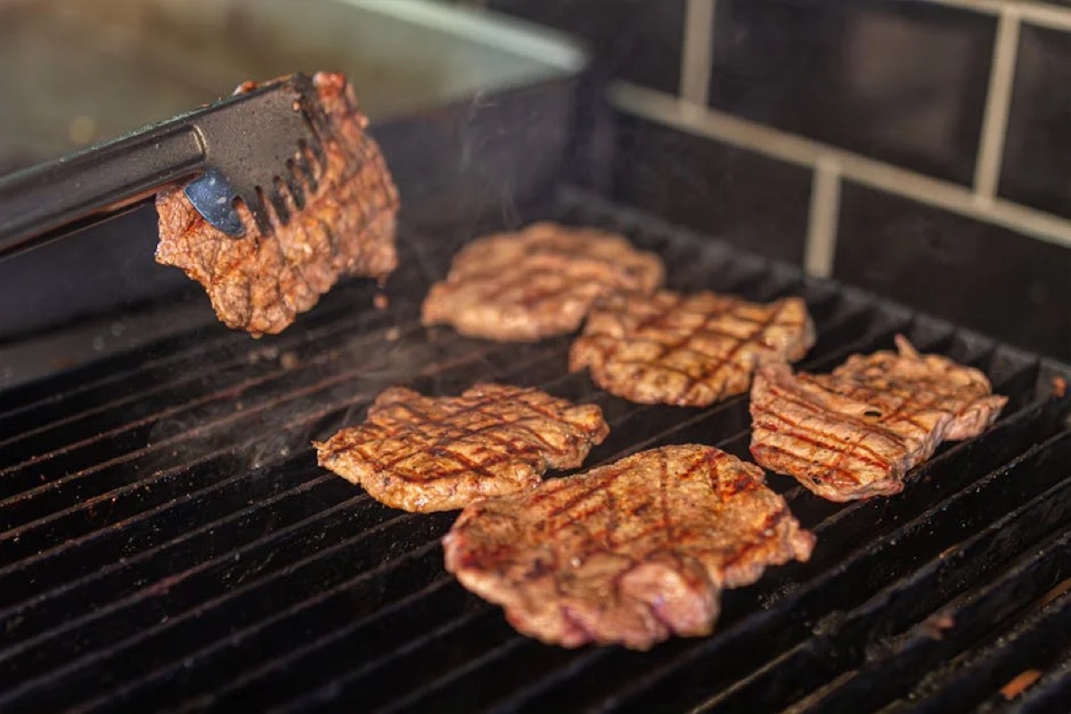 Blackstone Electric Griddle Buyer's Guide for Home Cooks