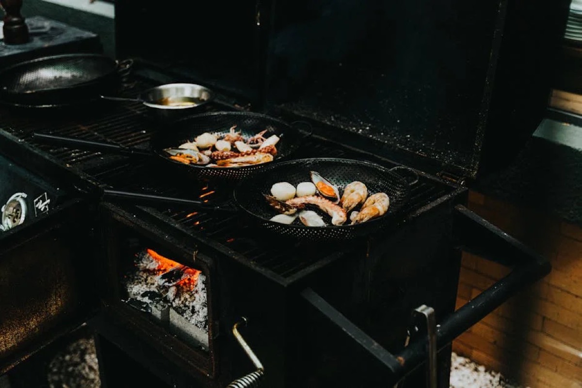 250 Gallon Offset Smoker Buyer's Guide: Types & Setup