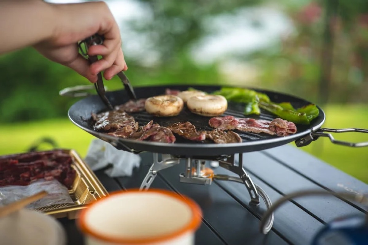 Charcoal Small Grills Buyer's Guide: Top Picks Reviewed